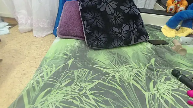 Snapshot of CamDiva113 chatting on September 26, 12:20 pm CamDiva113 online show from September 26, 12:20 pm