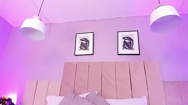 April bowie online show from March 1, 6:21 pm