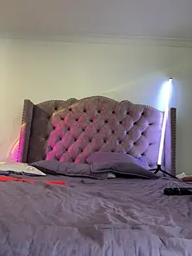 AbbyFtLuna online show from March 7, 7:44 pm