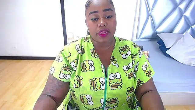 exotic karmella online show from December 4, 9:34 pm