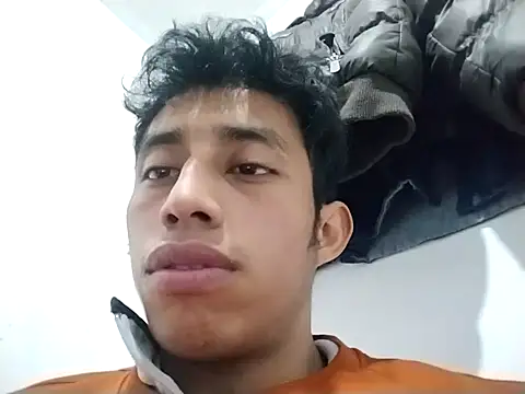 Flaquito pitudo online show from January 12, 4:42 am