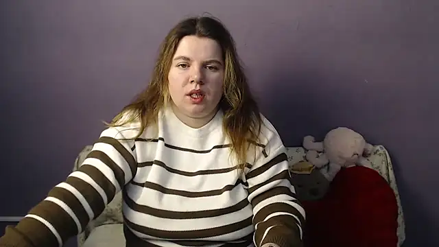 so shy online show from February 19, 7:15 am