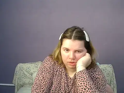 so shy online show from March 21, 8:19 am