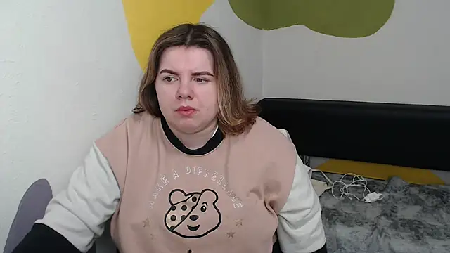 so shy online show from April 9, 6:30 am