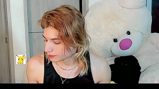 honey skin online show from December 28, 8:47 pm