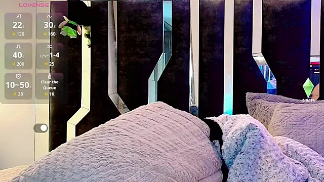 Snapshot of honey_skin chatting on November 20, 4:07 pm honey skin online show from November 20, 4:07 pm