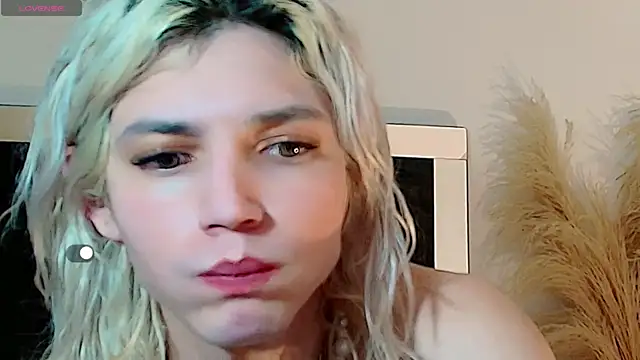 honey skin online show from July 17, 4:45 pm
