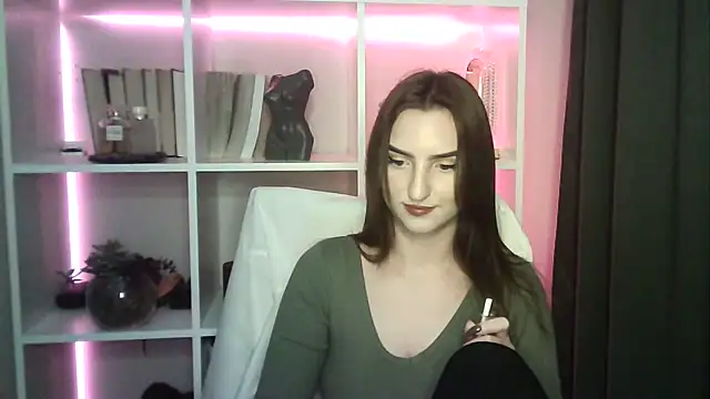 X Alisa online show from November 15, 7:10 pm