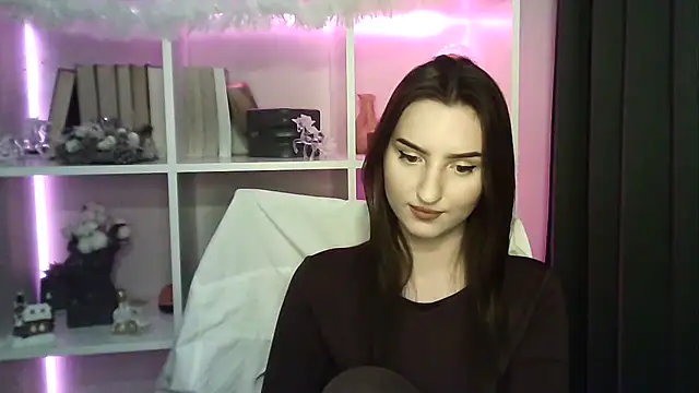 X Alisa online show from December 17, 7:20 pm