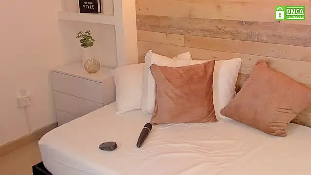 candy summer28 online show from November 2, 7:22 am