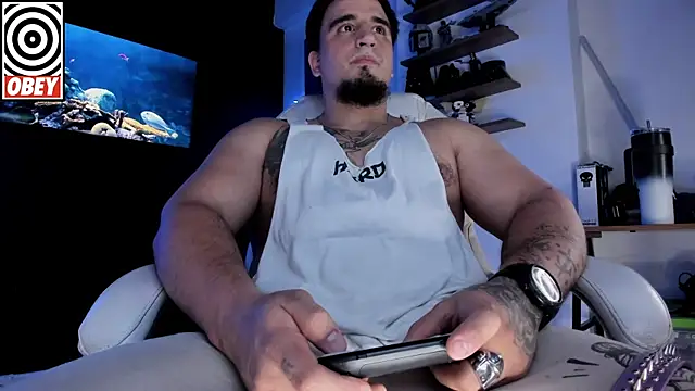 kingbear777 online show from September 28, 5:02 am