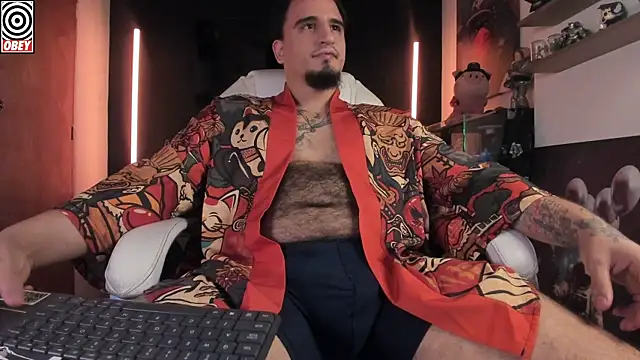 kingbear777 online show from April 10, 3:12 am