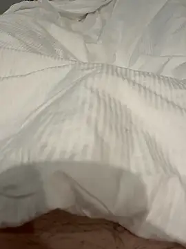 henes188 online show from October 26, 7:47 am