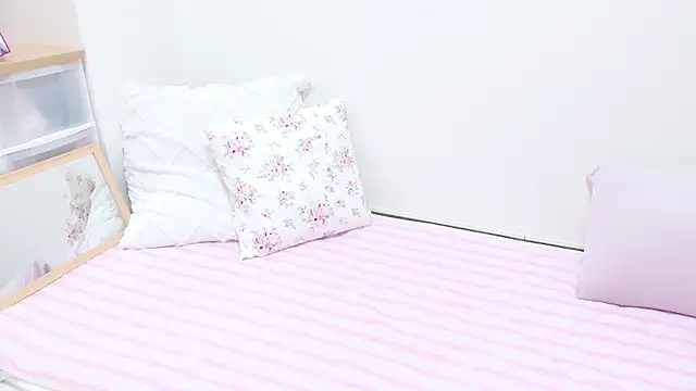 Snapshot of PornTube-JP chatting on October 19, 2:07 pm PornTube-JP online show from October 19, 2:07 pm