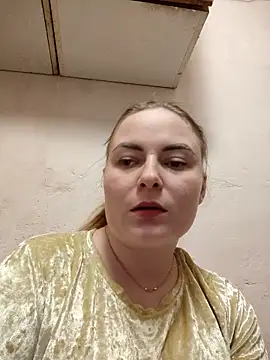 ElenaMaeer online show from December 4, 6:38 pm