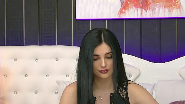 Snapshot of SophiaVilner chatting on February 5, 7:42 pm SophiaVilner online show from February 5, 7:42 pm