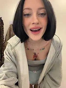 Snapshot of Melissa_crazy chatting on May 9, 4:45 pm Melissa crazy online show from May 9, 4:45 pm