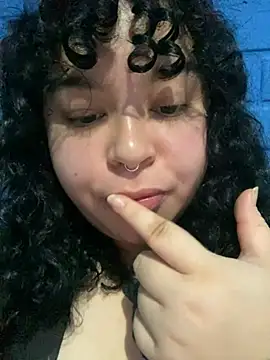 Kimberliprivv online show from April 6, 5:25 pm