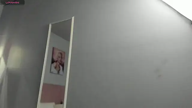 ScarletGV online show from February 21, 5:41 am