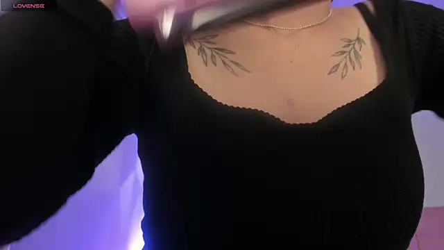 ScarletGV online show from March 5, 5:14 am