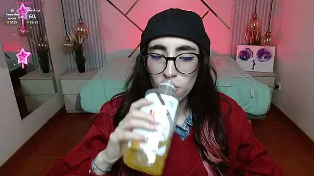 LenaRoses online show from February 21, 10:33 pm