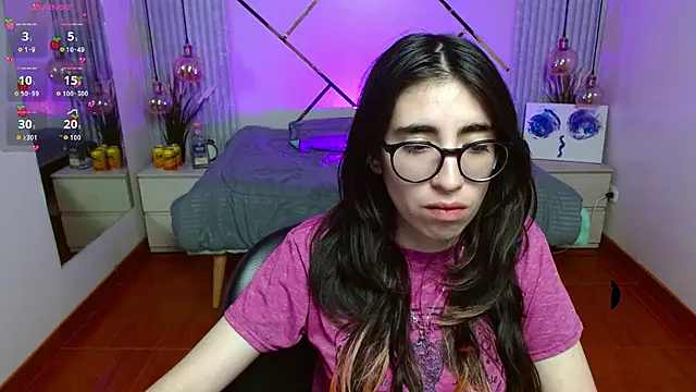 LenaRoses online show from July 10, 9:06 pm