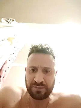 Snapshot of gilera250s chatting on December 27, 12:18 am gilera250s online show from December 27, 12:18 am