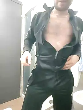 Snapshot of gilera250s chatting on January 17, 11:40 pm gilera250s online show from January 17, 11:40 pm