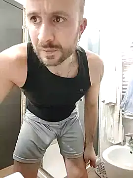 Snapshot of gilera250s chatting on January 20, 4:34 pm gilera250s online show from January 20, 4:34 pm