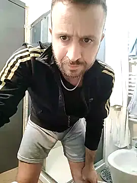 Snapshot of gilera250s chatting on January 20, 8:18 pm gilera250s online show from January 20, 8:18 pm