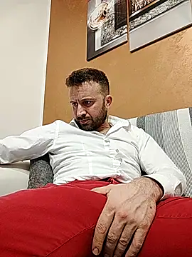 Snapshot of gilera250s chatting on February 19, 4:22 pm gilera250s online show from February 19, 4:22 pm