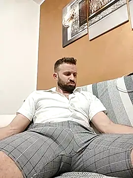 Snapshot of gilera250s chatting on February 21, 9:00 pm gilera250s online show from February 21, 9:00 pm