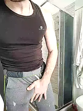 Snapshot of gilera250s chatting on March 19, 4:13 pm gilera250s online show from March 19, 4:13 pm