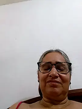  candi online show from April 13, 2:22 pm