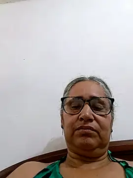  candi online show from April 15, 4:03 pm