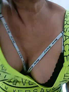 Snapshot of _candi chatting on June 25, 8:46 pm candi online show from June 25, 8:46 pm