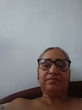 Snapshot of _candi chatting on June 30, 11:44 am candi online show from June 30, 11:44 am