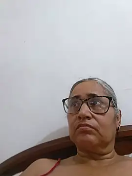 Snapshot of _candi chatting on July 1, 12:40 pm candi online show from July 1, 12:40 pm