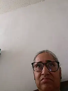Snapshot of _candi chatting on July 7, 1:04 pm candi online show from July 7, 1:04 pm