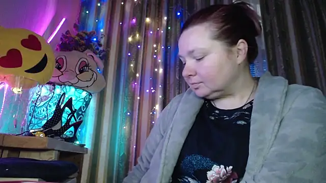 Snapshot of amorelara chatting on May 18, 9:59 am amorelara online show from May 18, 9:59 am