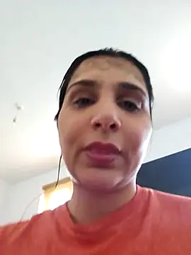 AfghanPrincess online show from April 1, 3:09 pm