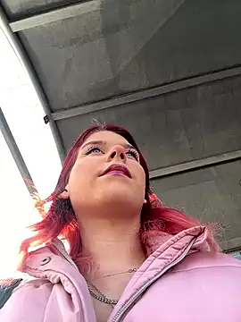 RiriRoseey online show from January 17, 9:03 am