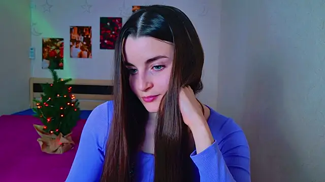 Miss Arwen online show from December 18, 7:04 am