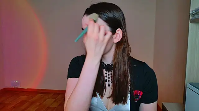 Miss Arwen online show from January 30, 4:45 pm