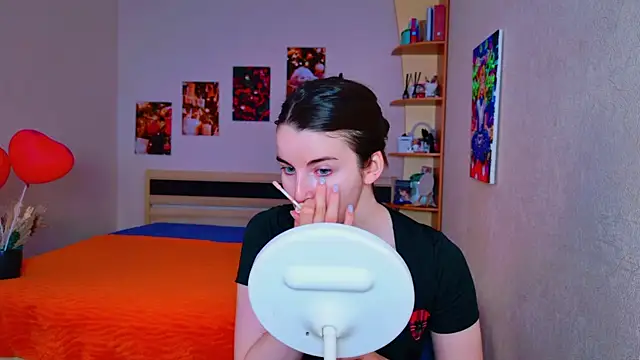 Miss Arwen online show from March 7, 5:29 am