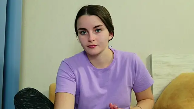 Snapshot of Miss_Arwen chatting on April 25, 4:48 pm Miss Arwen online show from April 25, 4:48 pm
