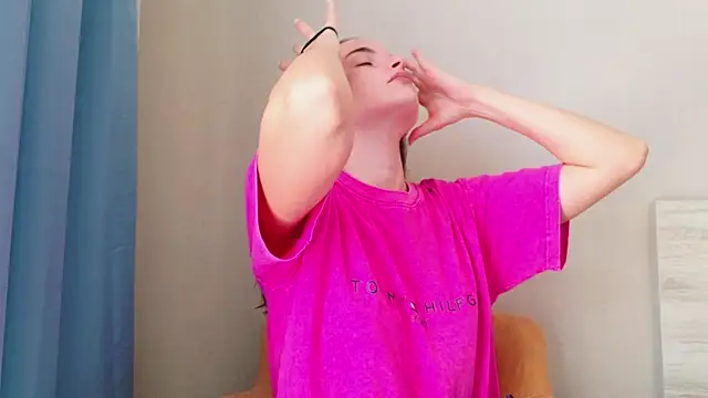 Snapshot of Miss_Arwen chatting on May 27, 7:38 am Miss Arwen online show from May 27, 7:38 am