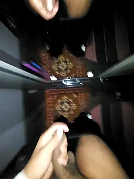 Snapshot of studboy1111 chatting on January 11, 6:57 pm studboy1111 online show from January 11, 6:57 pm