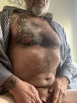 Shyboy817 online show from February 16, 12:23 pm