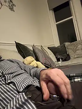 Shyboy817 online show from February 17, 2:08 am